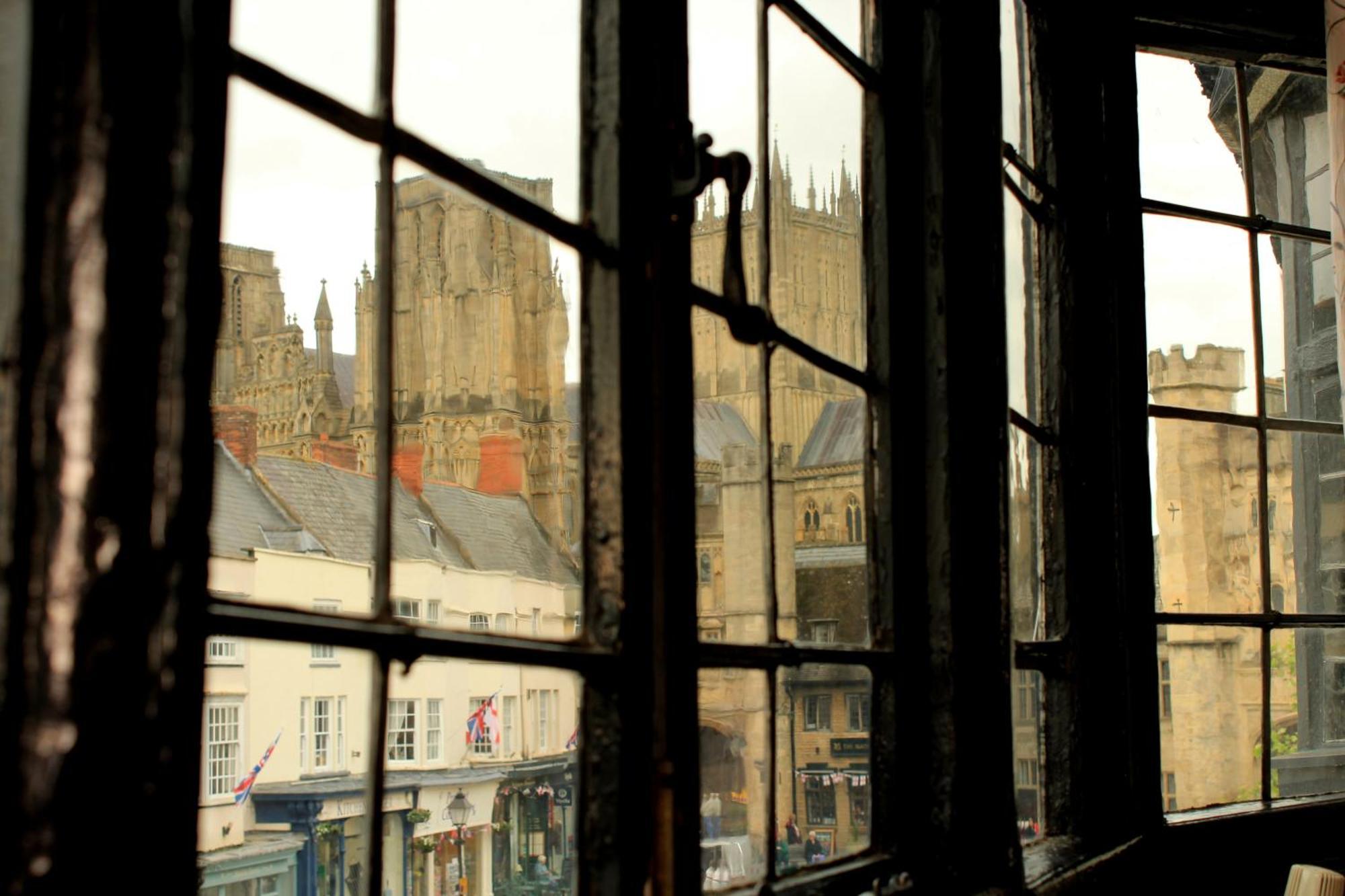The Crown At Wells, Somerset ภายนอก รูปภาพ