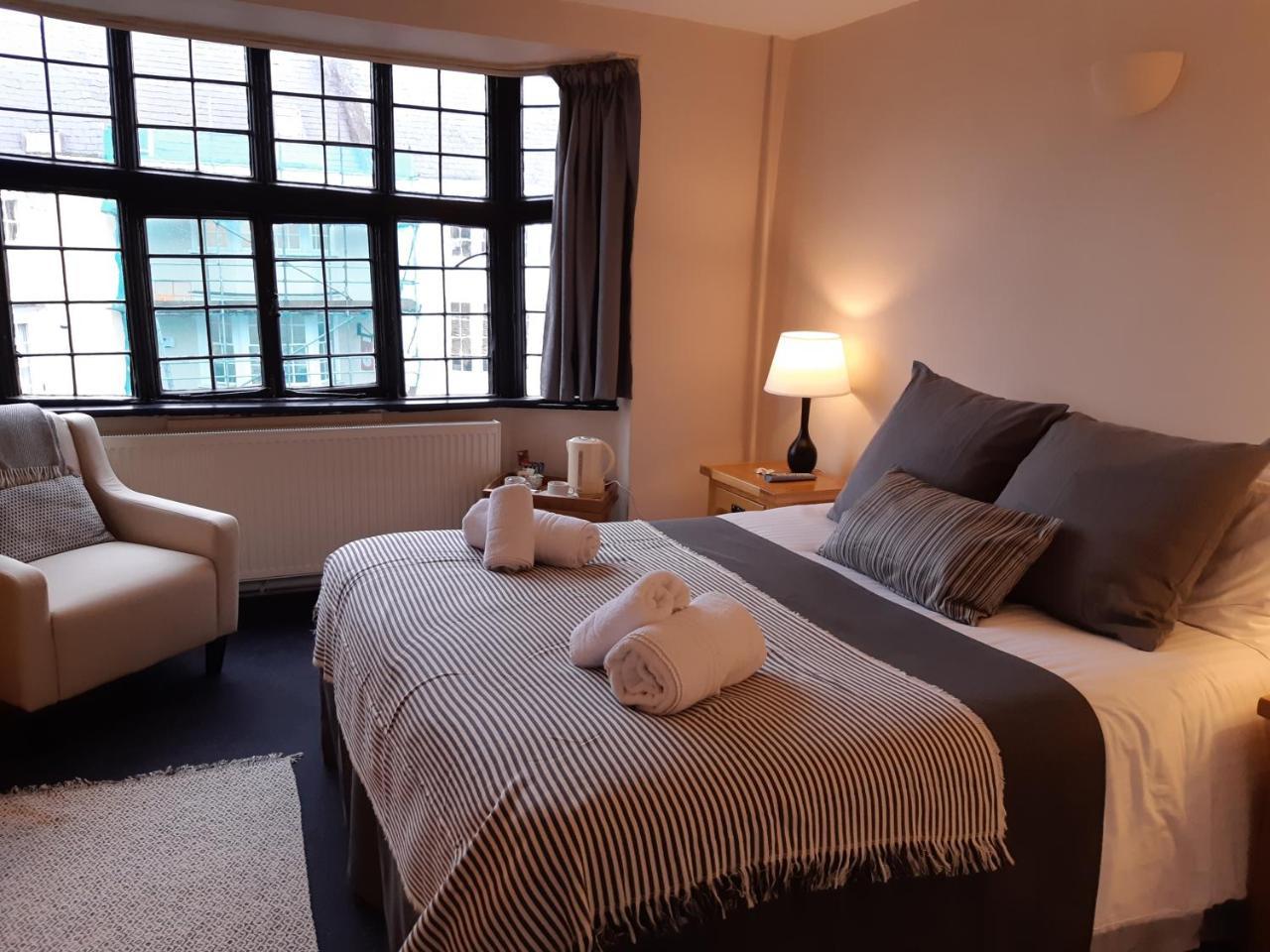 The Crown At Wells, Somerset ภายนอก รูปภาพ