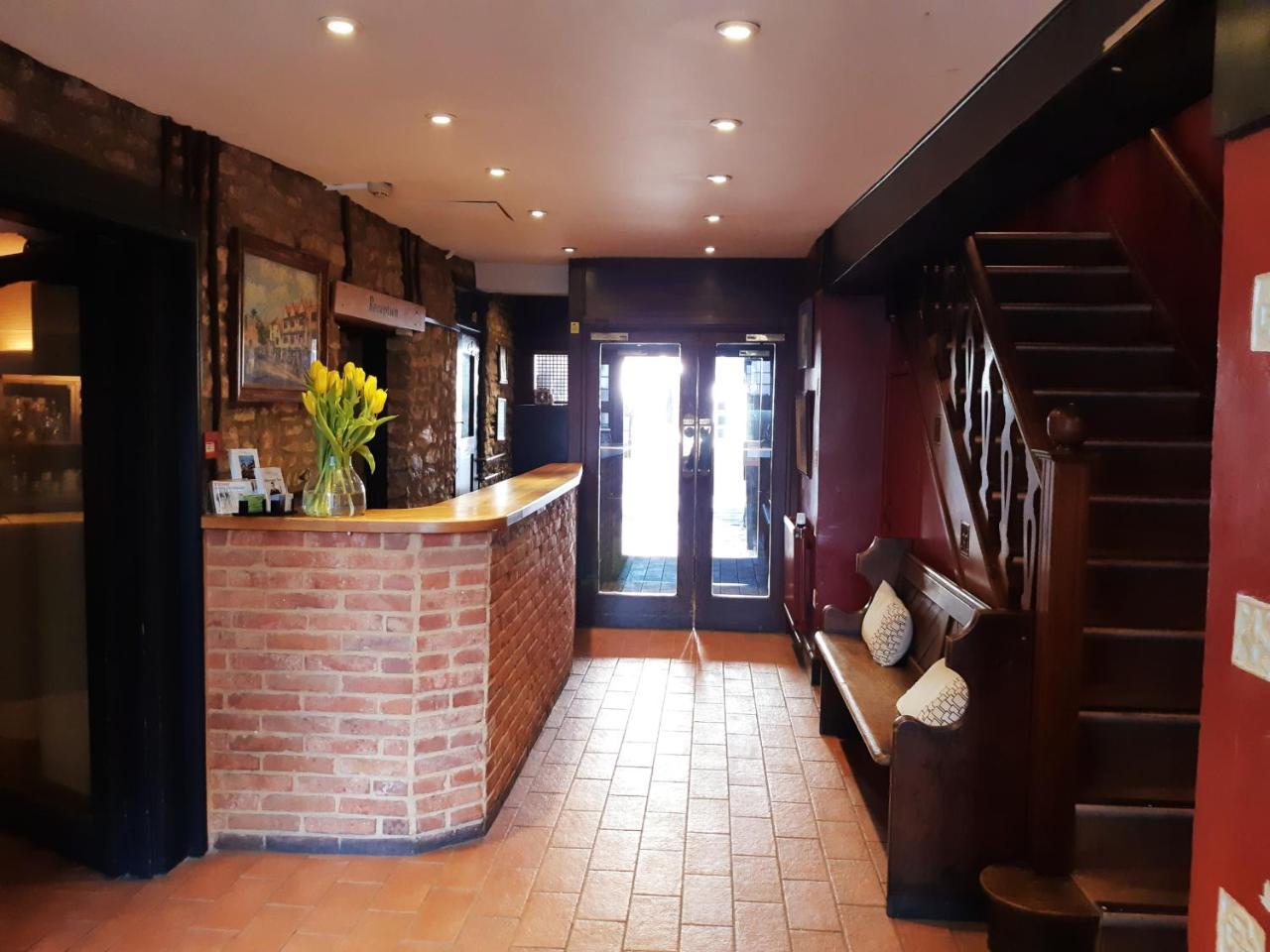 The Crown At Wells, Somerset ภายนอก รูปภาพ